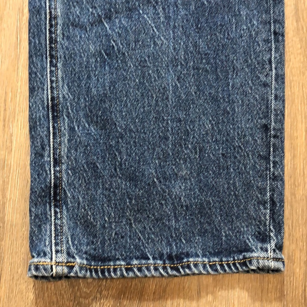 Old Navy Extra High-Rise Sky-Hi Wide Leg Jeans - Picture 16 of 17